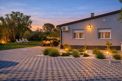 Ferienhaus BIBI fur 4 mit Garten