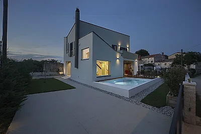 Design Villa mit Pool