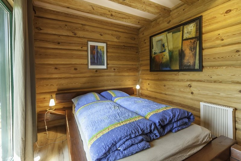 1. Schlafzimmer unten  mit Doppelbett