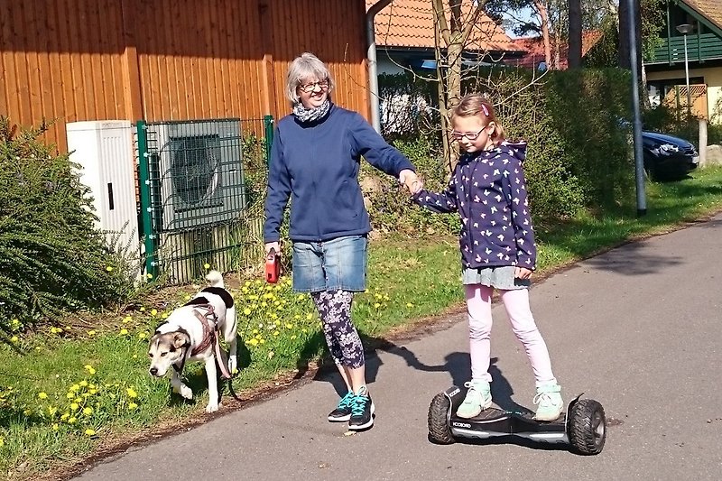 mit Oma unterwegs