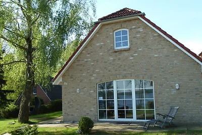 Huis aan het meer