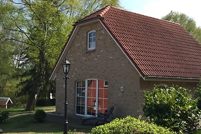 Huis aan het meer