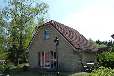 Huis aan het meer