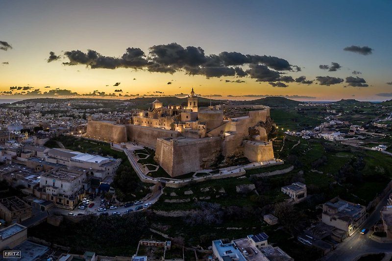 ... with 360° panoramic views over Gozo