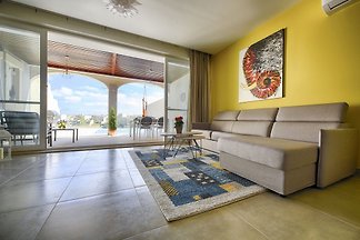 Hemda Maisonette