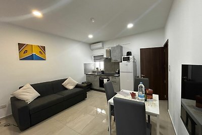 Setters Apartment 3a