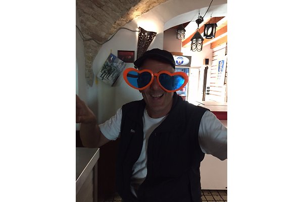 Mr. Guido Mr. Guido