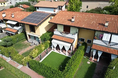 FEWO C 15 - KREIS LAZISE / GARDASEE MIT 50 m² PRIVATEM GARTEN & POOL!