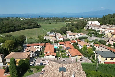 FEWO C 15 - KREIS LAZISE / GARDASEE MIT 50 m² PRIVATEM GARTEN & POOL!