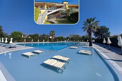 FEWO C-36 IM OG MIT GARTEN & POOL