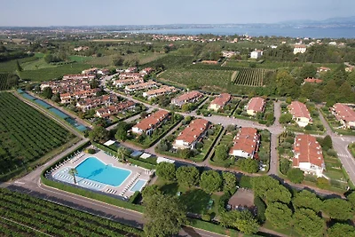 FEWO C-36 IM OG MIT GARTEN & POOL
