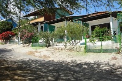 Iguana Villa & Apartments
