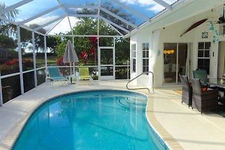 Villa Escape To Paradise in Naples