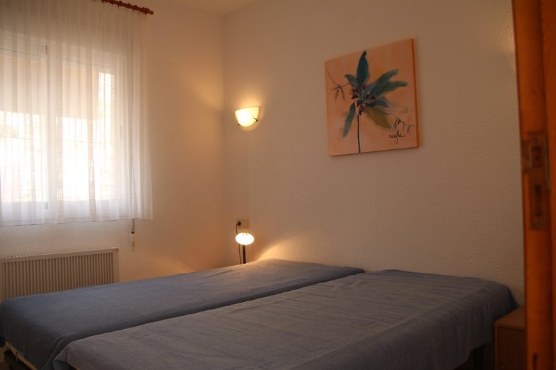 Schlafzimmer 2 