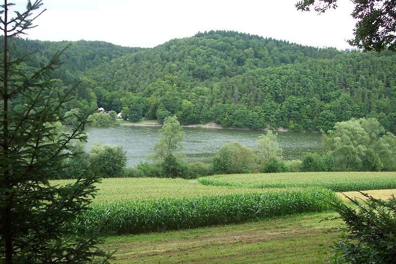 Vista del lago Eder