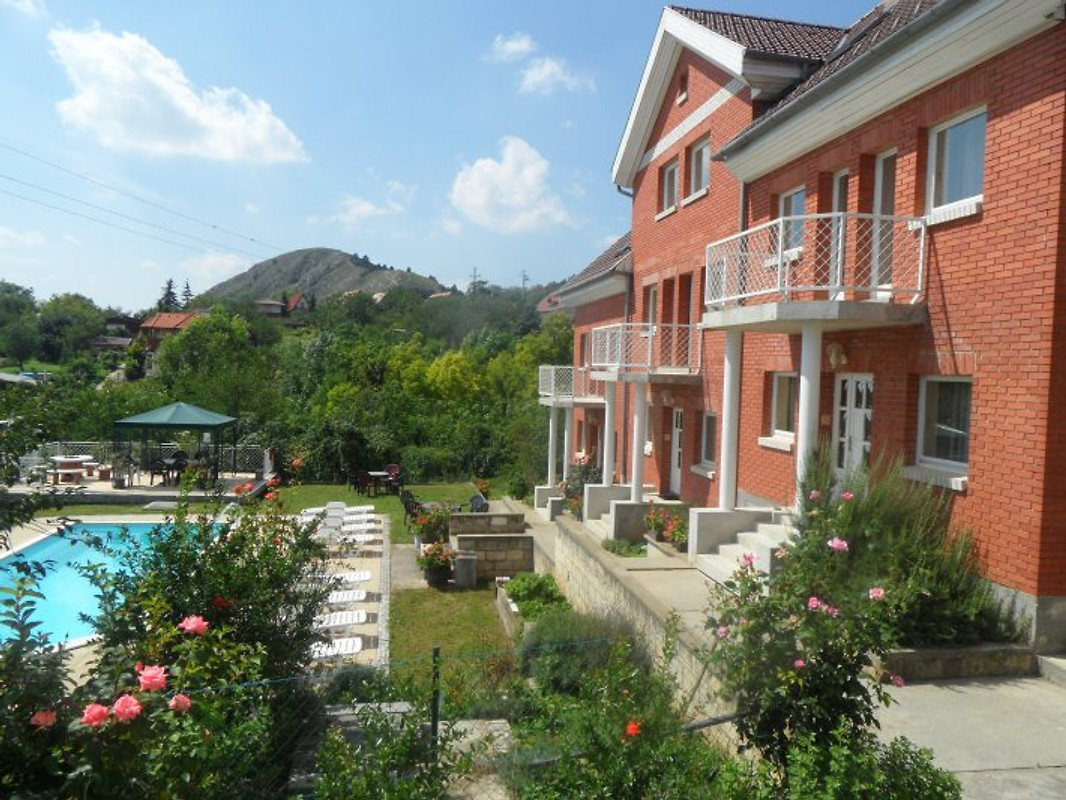 Asterope Pension Ferienhaus In Budapest Firma Asterope Herr A Matecsa