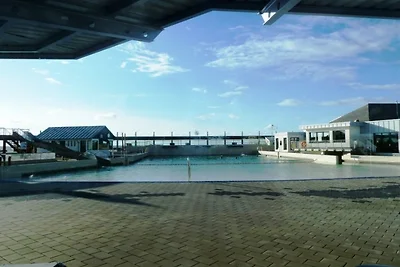 Meerblick und Hallenbadnutzung