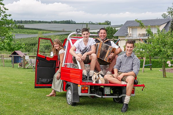 Familie M. Gomeringer Familie M. Gomeringer