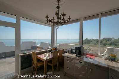 Luxus-Penthouse direkt am Meer 