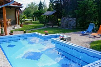 Ferienhaus mit Pool