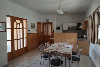  Ferienhaus mit Pool