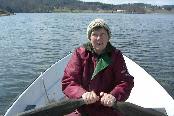 Mrs. G. Lindkvist Mrs. G. Lindkvist