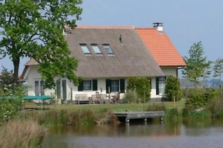 FR1037 - Ferienhaus im Sint-Nicolaasga