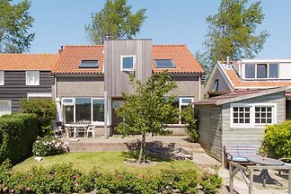 ZE603 - Ferienhaus im Kamperland