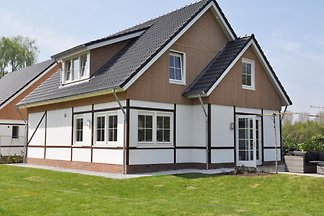 L098 - Ferienhaus im Susteren