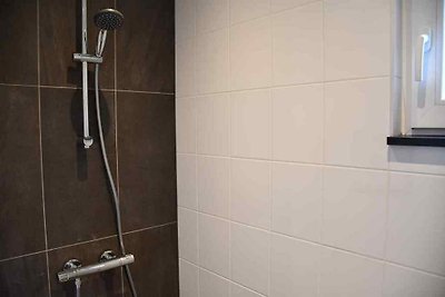 FR190 - Holiday home in Houtigehage