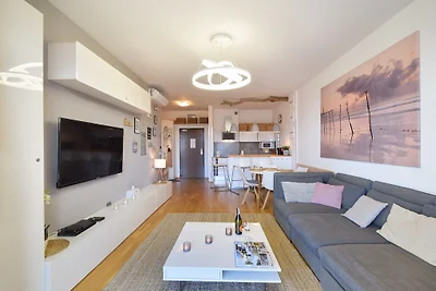 Privates Appartement mit Meerblick