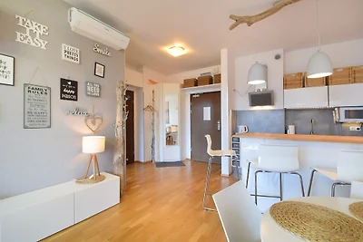 Privates Appartement mit Meerblick