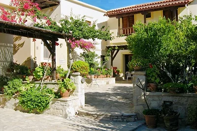 Horiatikospiti