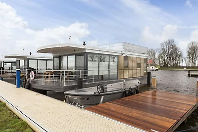 HouseBoat MeerZon, am Wasser geleg