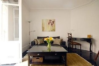 Charming Studio in 9th