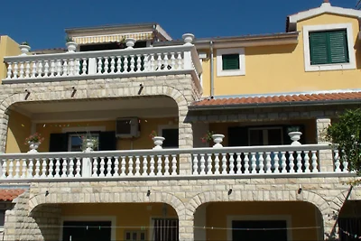 Apartment A 4