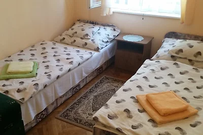 Villa-Tábori am Balatonmariafürdö !