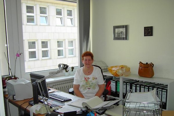 Frau C. Steffen Frau C. Steffen