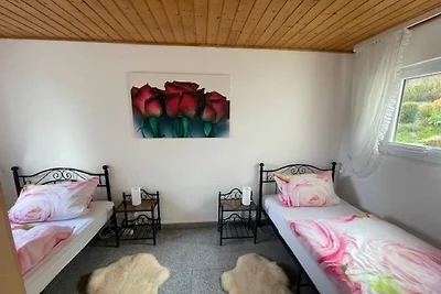 Rosen-Ferienwohnung