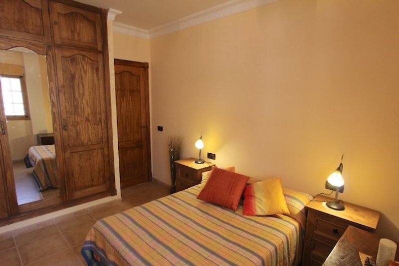 2. Bedroom with double bed