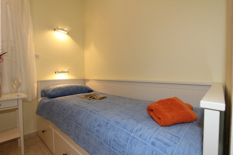 3. Slaapkamer met extra uitschuifbaar bed