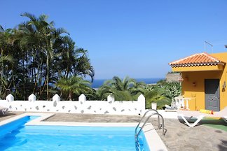 Finca Brisas del Mar + Pool am Meer