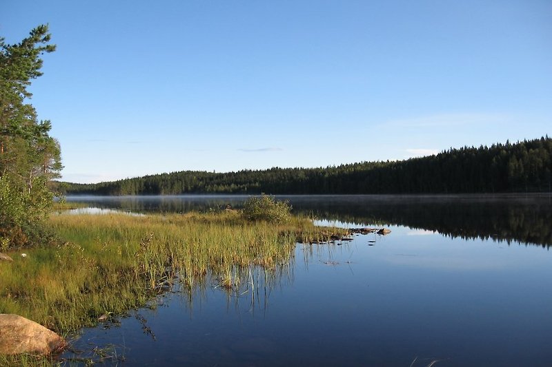 Vista sul lago Stöpsjön