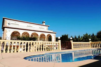 Villa Seniola