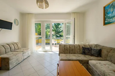 E 296 Ferienhaus mit Pool
