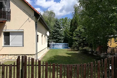 E 315 - Ferienhaus mit Pool