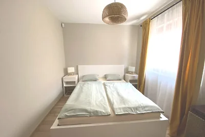 E 200 Ferienhaus direkt am See