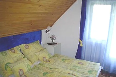 Ferienhaus mit Pool + WLan