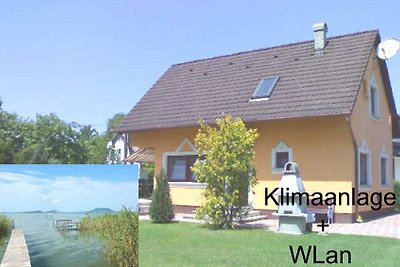 Balatonmáriafürdö E 242