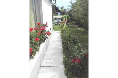 Ferienhaus mit Pool + WLan